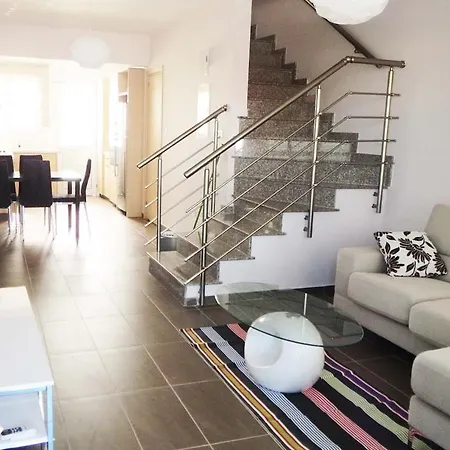 아파트 Maisonette Kypria M2