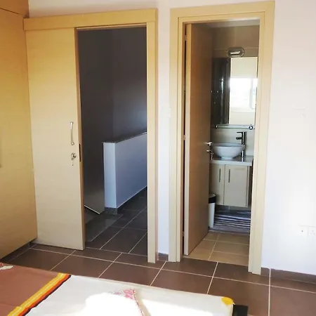 דירה Maisonette Kypria M2 פאראלימני