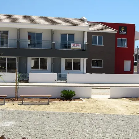 Maisonette Kypria M2 פאראלימני